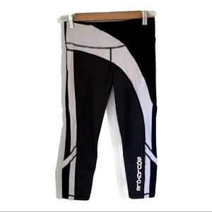 Soul cycle cropped black white leggings small